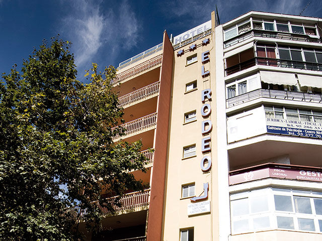 Hotel Monarque El Rodeo 3*